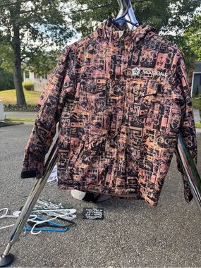 Sessions Boy’s 90s Vintage Inspired  Hooded winter Jacket - Black & Rust